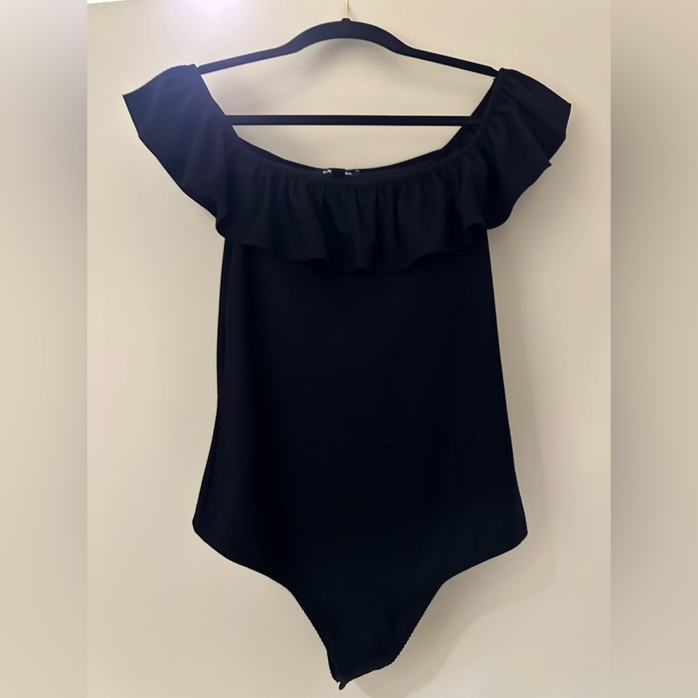 Off-shoulder black bodysuit